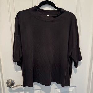 Lululemon Mock Neck Charcoal Grey Crop Tee Size 14